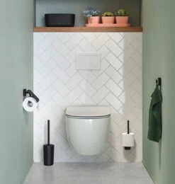 Tiger Carv - Toiletrolhouder Met Klep - Zwart -Badkamer Kast Winkel 1142x1200 1