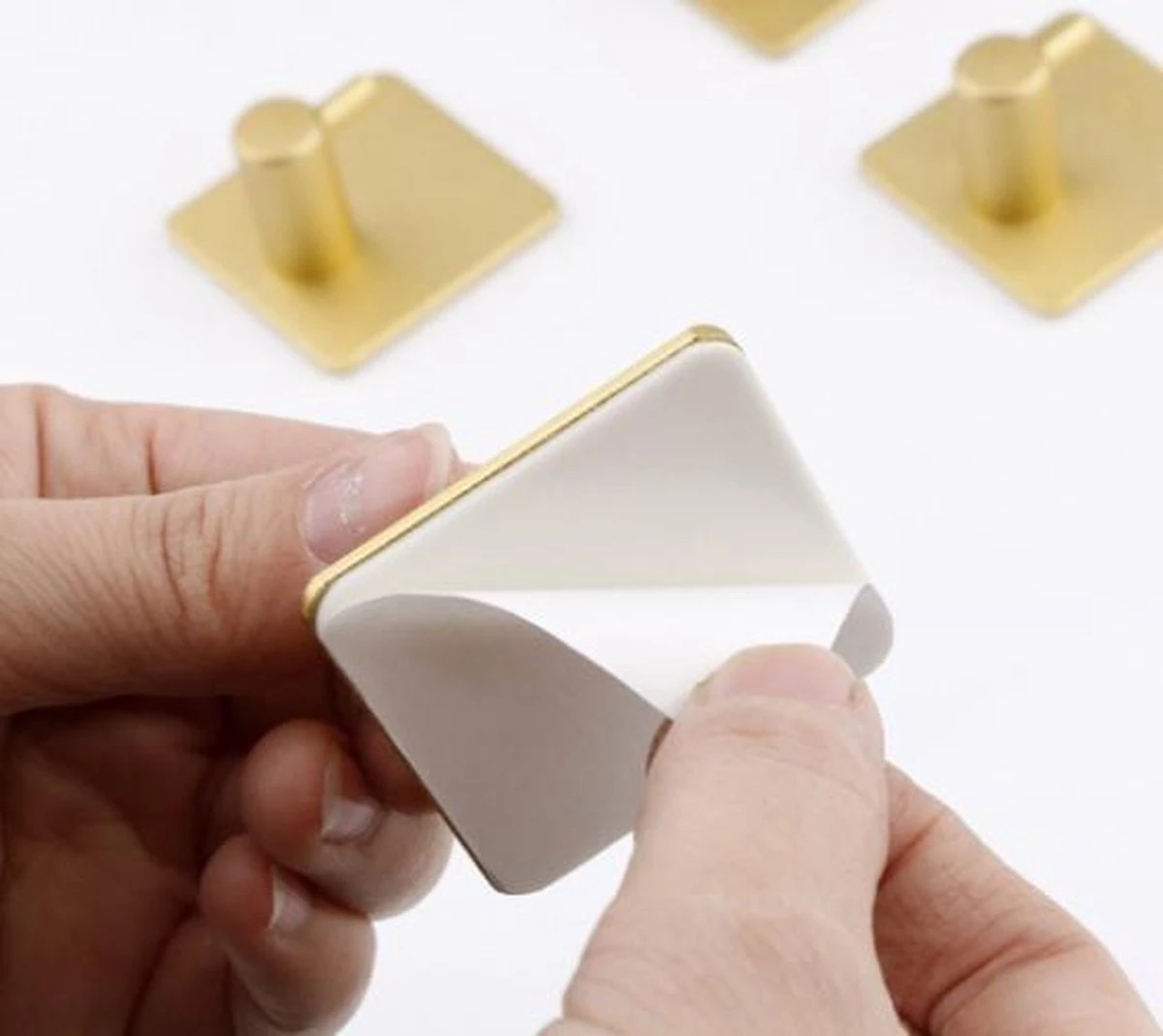 Merkloos Handdoekhaakjes 4 Set Zonder Boren - RVS - Goud - Vierkant Zelfklevend - Badjas - Theedoek Hanger Keuken Badkamer Handdoek Haakjes 2 Merkloos Handdoekhaakjes 4 Set Zonder Boren - RVS - Goud - Vierkant Zelfklevend - Badjas - Theedoek Hanger Keuken Badkamer Handdoek Haakjes - Afbeelding 2