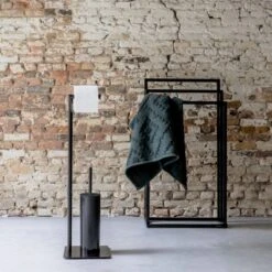 Sealskin Tube - Toiletbutler - Toiletrolhouder - Toiletborstel Met Houder - Vrijstaand - Zwart -Badkamer Kast Winkel 1200x1200 1598