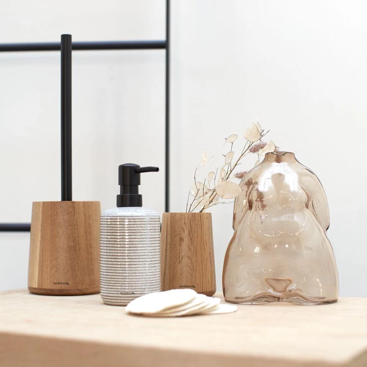 Sealskin Earth - Toiletborstel Met Houder Vrijstaand - Eiken 5 Sealskin Earth - Toiletborstel Met Houder Vrijstaand - Eiken - Afbeelding 5