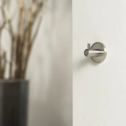 Tiger Boston - Handdoekhaak Klein - RVS Geborsteld 13 Tiger Boston - Handdoekhaak Klein - RVS Geborsteld -Badkamer Kast Winkel 1200x1200 179