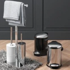 Sealskin Square Toiletbutler Vrijstaand - Toiletborstel Met Houder - Toiletrolhouder Zonder Klep - Reserverolhouder - Chroom -Badkamer Kast Winkel 1200x1200 216