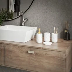 Selotus® Badkamer Set Van 4 – Badkamer Accessoires – Zeepdispenser – Dispenser - Tandenborstelhouder – Zeepbakje – Zeephouder – Vrijstaand – Planchet - Zeeppompje - – Wit Goud -Badkamer Kast Winkel 1200x1200 2368