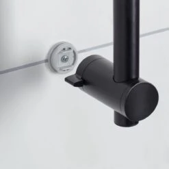 Tiger Tyne Doucheset - Douchekop Ø 12 Cm - Inclusief Comfort Water Saver - 3 Standen - Mat Zwart 26 Tiger Tyne Doucheset - Douchekop Ø 12 Cm - Inclusief Comfort Water Saver - 3 Standen - Mat Zwart -Badkamer Kast Winkel 1200x1200 3248