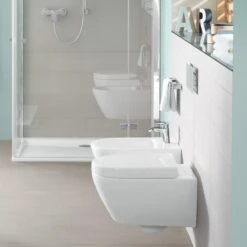 Villeroy & Boch Toiletbril Subway 2.0 -Badkamer Kast Winkel 1200x1200 3792