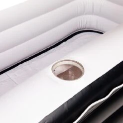 FlowMotion Opblaasbaar Ligbad Met Afdekhoes - Inclusief Pomp En Opbergtas - Ligbad - Zitbad - Zwembad - Opblaasbare Badkuip - Opblaas Bad - Bathtub - Jacuzzi - Opvouwbaar Bad - Badkuip -Badkamer Kast Winkel 1200x1200 4002