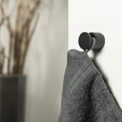 Tiger Bold - Handdoekhaak Medium - ø 2,9 Cm - Zwart -Badkamer Kast Winkel 1200x1200 965