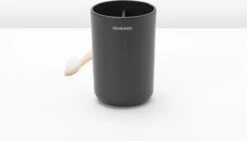 Brabantia ReNew Tandenborstelhouder - Met Inzet - Dark Grey 22 Brabantia ReNew Tandenborstelhouder - Met Inzet - Dark Grey -Badkamer Kast Winkel 1200x686 2