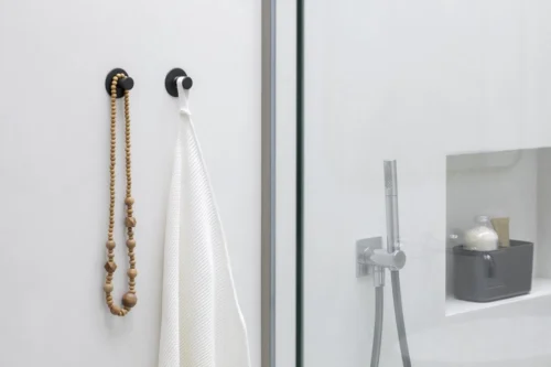 Brabantia ReNew Handdoekhaakjes - 2 Stuks - Dark Grey -Badkamer Kast Winkel 1200x799