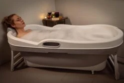 HelloBath Opvouwbaar Zitbad - Bath Bucket - 148cm - 220L - Extra Lang - Incl. Badkussen & Opberghoes -Badkamer Kast Winkel 1200x800 121