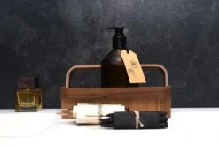 24DOTS Living Zeepdispenser | 500 Ml Bruin Amber Glas | Zeeppompje | Zeeppomp | Met Zwart Pompje -Badkamer Kast Winkel 1200x800 61