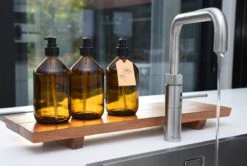 24DOTS Living Zeepdispenser | 500 Ml Bruin Amber Glas | Zeeppompje | Zeeppomp | Met Zwart Pompje -Badkamer Kast Winkel 1200x806 2