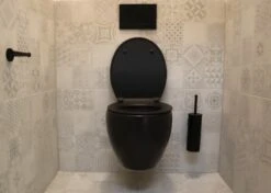 Viidako – Paskii Toiletpot – Mat Zwart – Design - Rimless – INCLUSIEF Softclose Zitting – Quick Release - Hangend/zwevend Toilet 14 Viidako – Paskii Toiletpot – Mat Zwart – Design - Rimless – INCLUSIEF Softclose Zitting – Quick Release - Hangend/zwevend Toilet -Badkamer Kast Winkel 1200x853 1