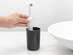 Brabantia ReNew Tandenborstelhouder - Met Inzet - Dark Grey 16 Brabantia ReNew Tandenborstelhouder - Met Inzet - Dark Grey -Badkamer Kast Winkel 1200x899 6