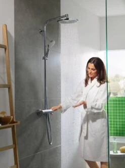 Hansgrohe Crometta S 240 Showerpipe - 1jet - Incl. Thermostaat - Chroom -Badkamer Kast Winkel 899x1200 32