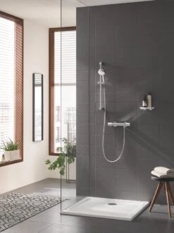 GROHE Grohtherm-1000 Performance Renovatieset - Met Thermostaatkraan, Koppelingen, Glijstang En Hoofddouche - CoolTouch - Chroom -Badkamer Kast Winkel 899x1200 33